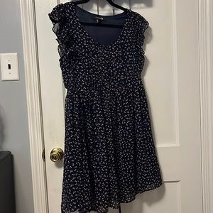 Forever 21 dress. Size medium. Never worn